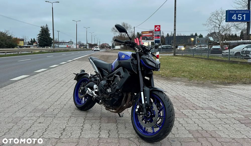 Yamaha MT - 9