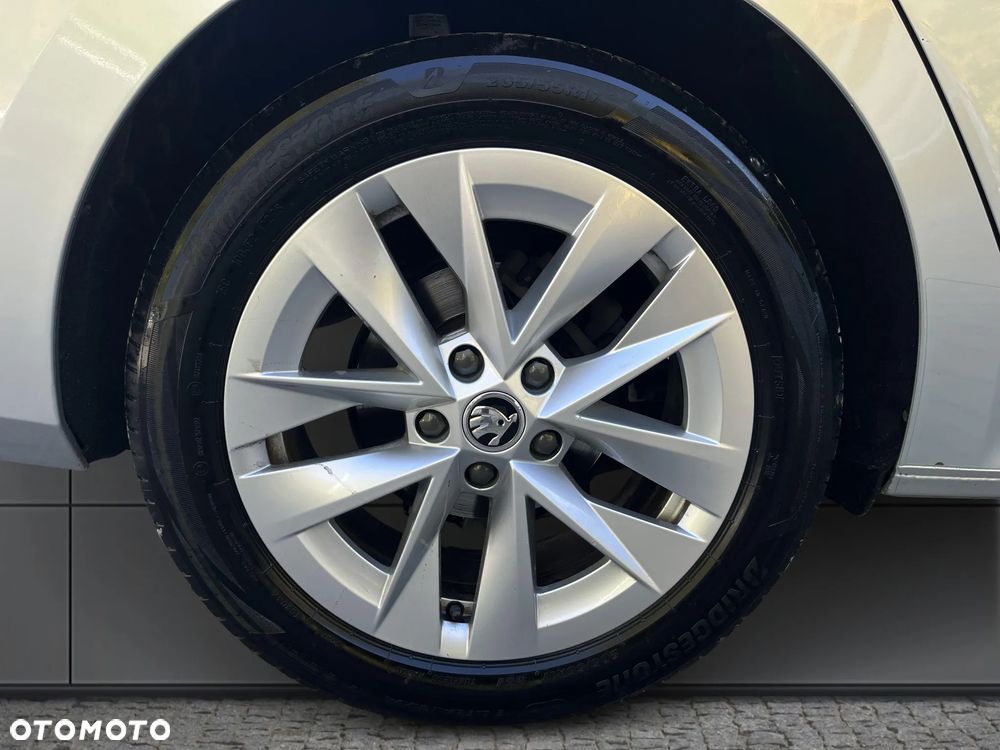 Skoda Octavia 1.5 TSI e-Tec Ambition DSG - 37