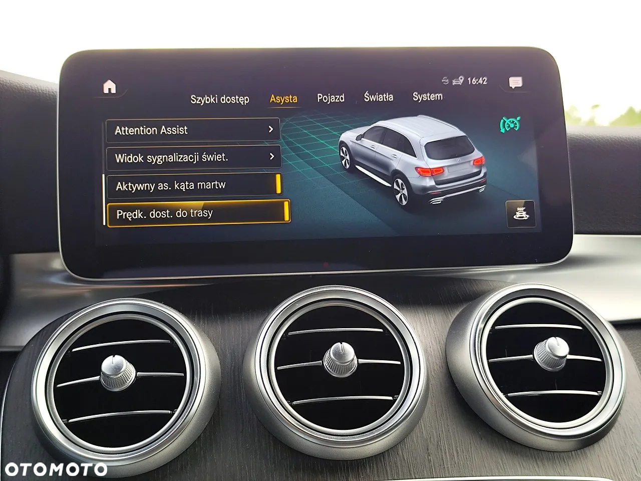 Mercedes-Benz GLC 220 d 4Matic 9G-TRONIC AMG Line Plus - 29