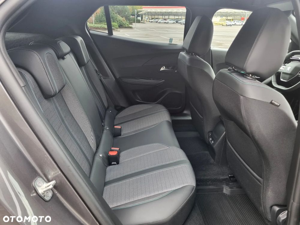 Peugeot 2008 1.2 PureTech Allure Pack S&S - 26
