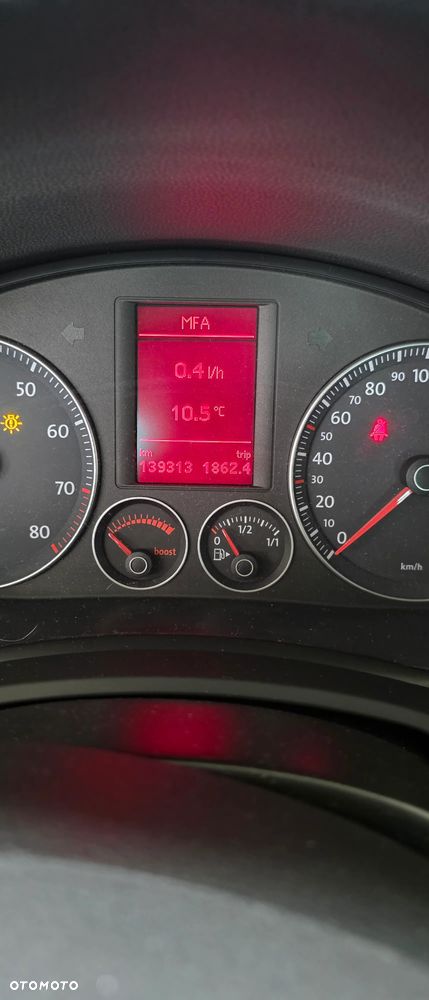Volkswagen Golf - 11