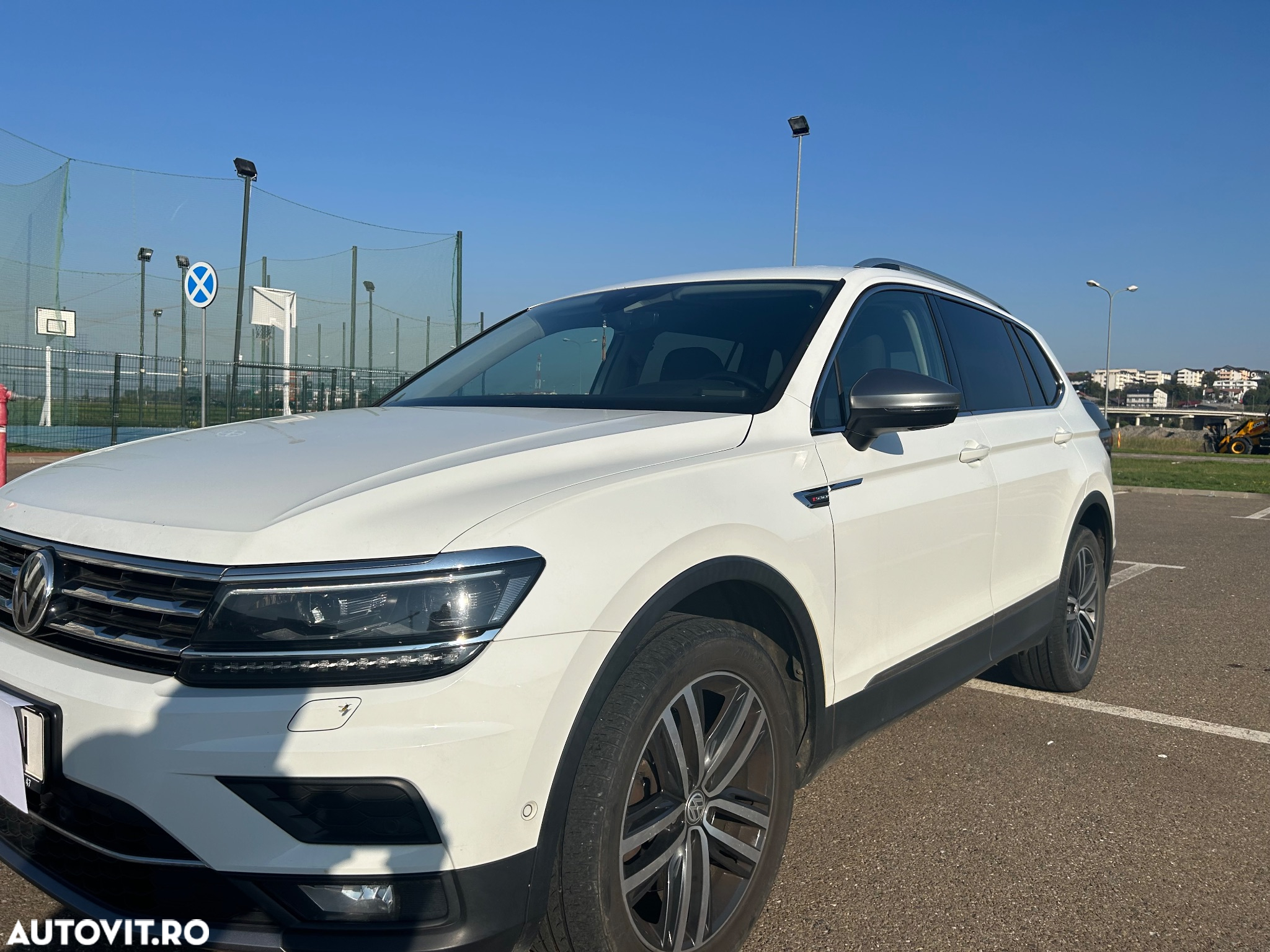 Volkswagen Tiguan Allspace 2.0 TDI SCR 4Motion DSG Highline - 2