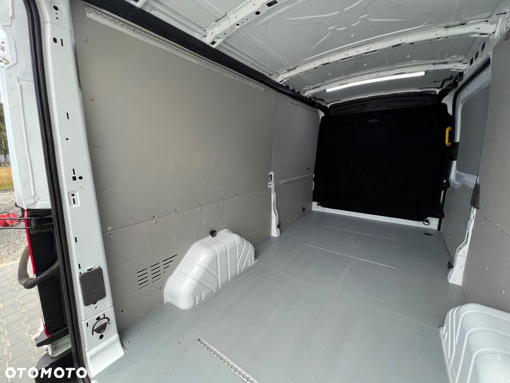 Ford Transit L3H2 - 13