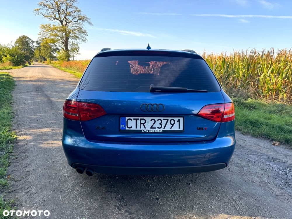 Audi A4 Avant - 6