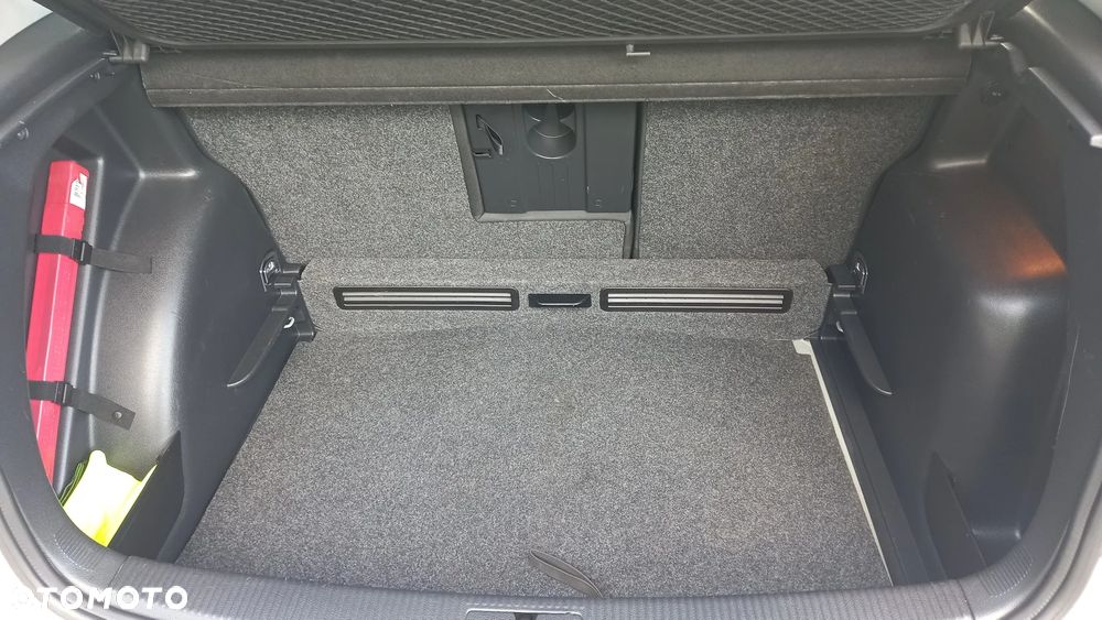 Volkswagen Golf Plus 1.2 TSI Comfortline DSG - 21