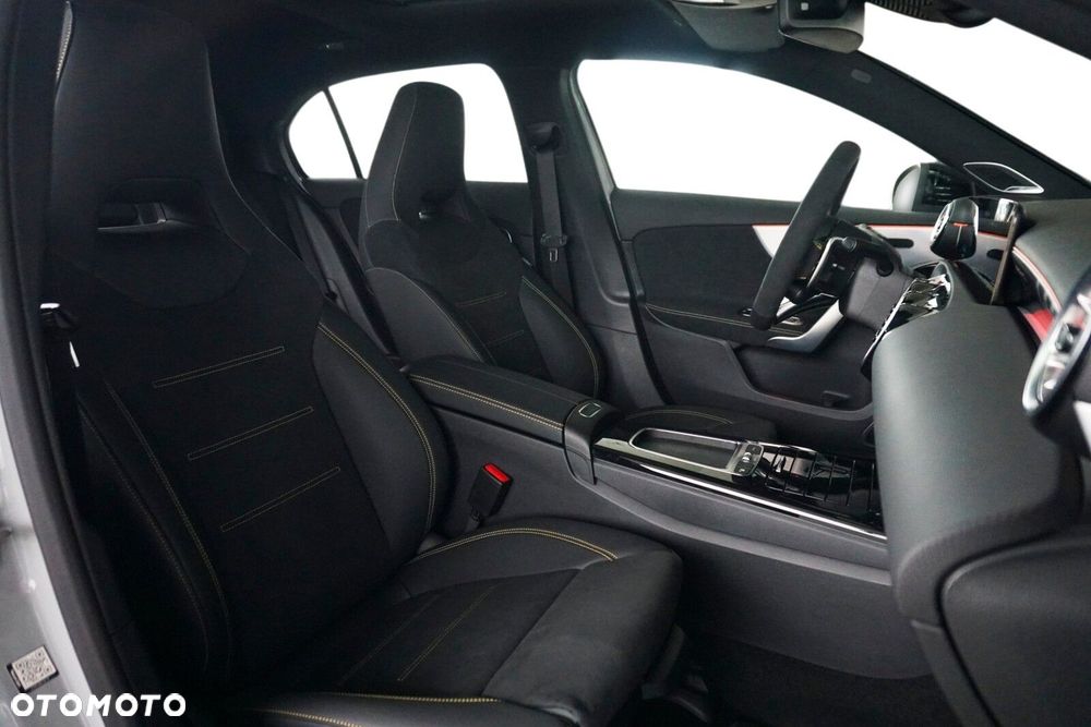 Mercedes-Benz Klasa A 45 S AMG 4-Matic 8G-DCT - 12