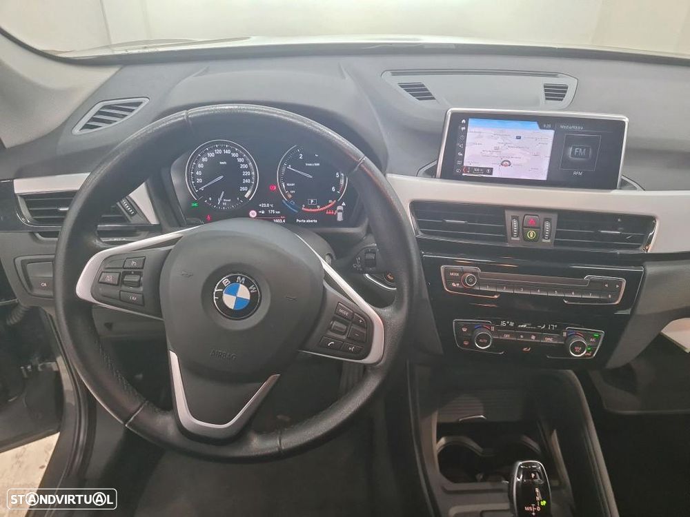 BMW X1 16 d sDrive Corporate Edition Auto - 9