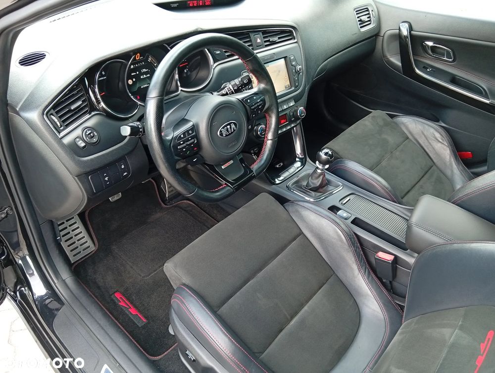 Kia Ceed 1.6 T-GDI GT-Track - 20