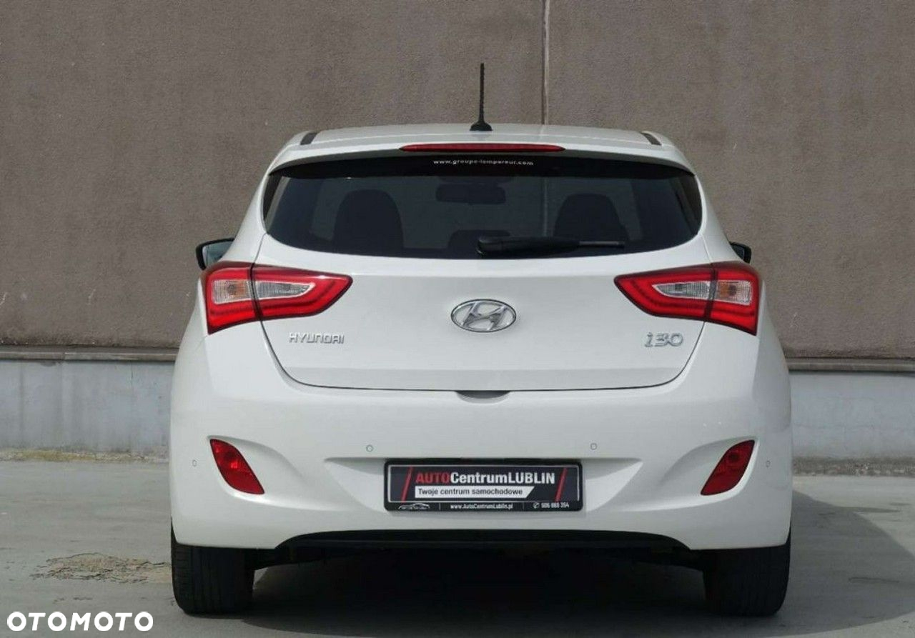 Hyundai i30 1.6 D GO - 9