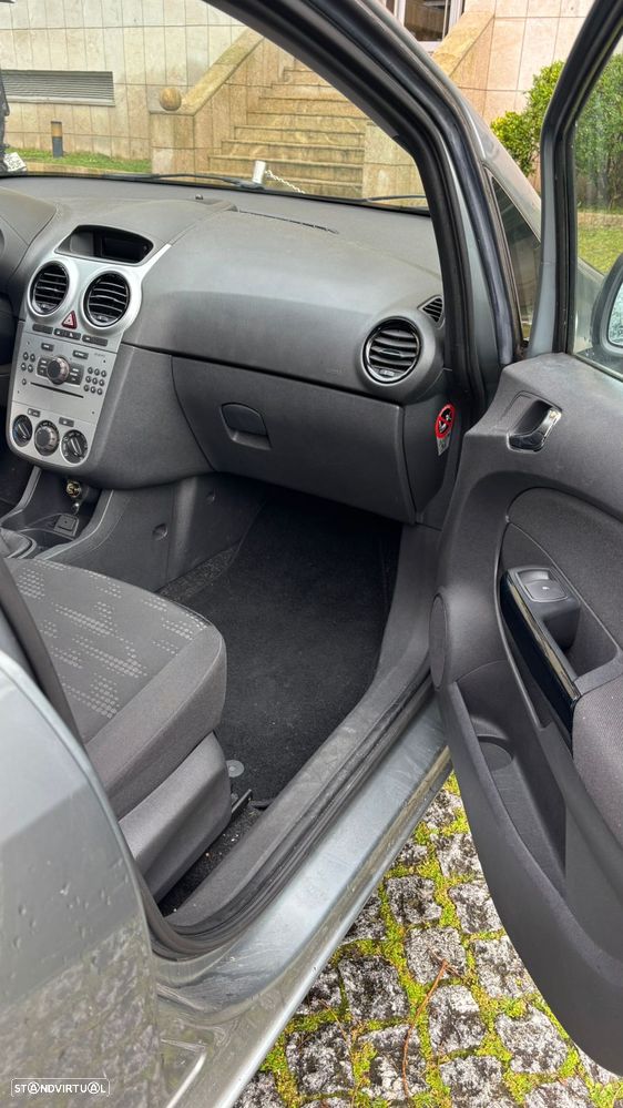 Opel Corsa 1.2 Enjoy S/S - 22