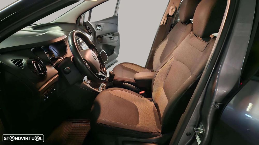 Renault Captur 1.5 dCi Exclusive - 11