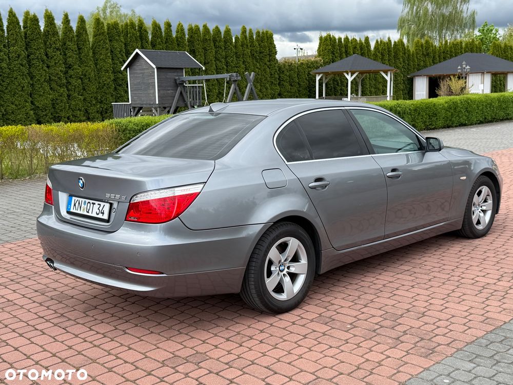 BMW Seria 5 525d Edition Lifestyle - 12
