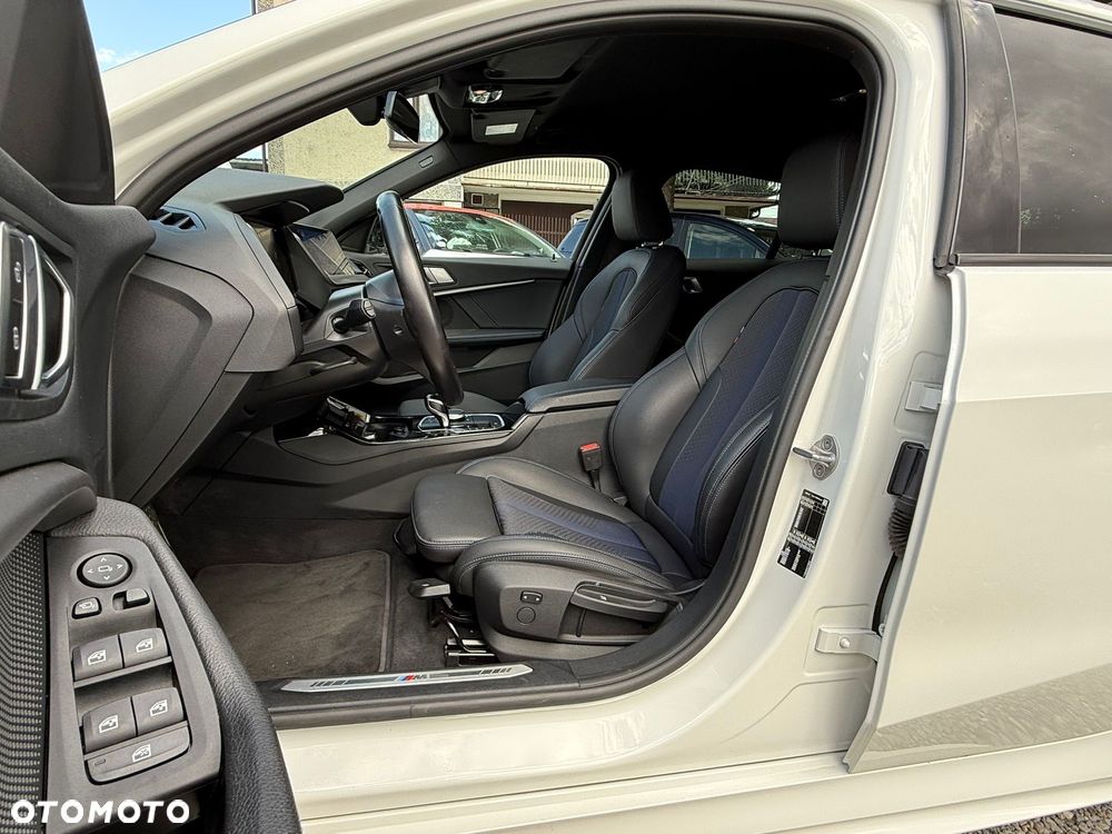 BMW Seria 1 118i M Sport - 13