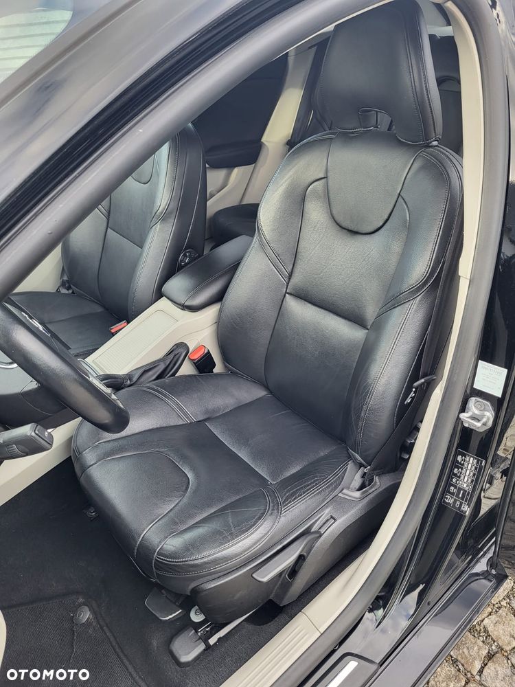 Volvo V40 D4 Drive-E Summum - 18