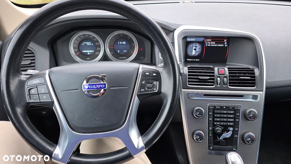 Volvo XC 60 D4 Geartronic Summum - 15