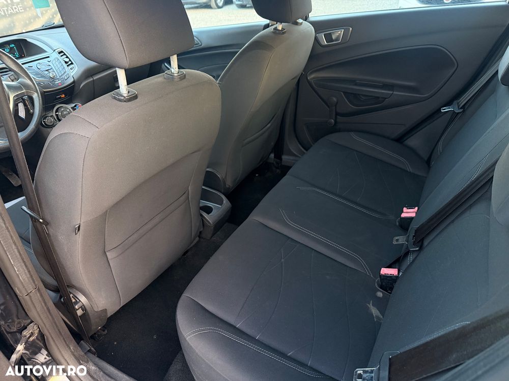 Ford Fiesta - 16