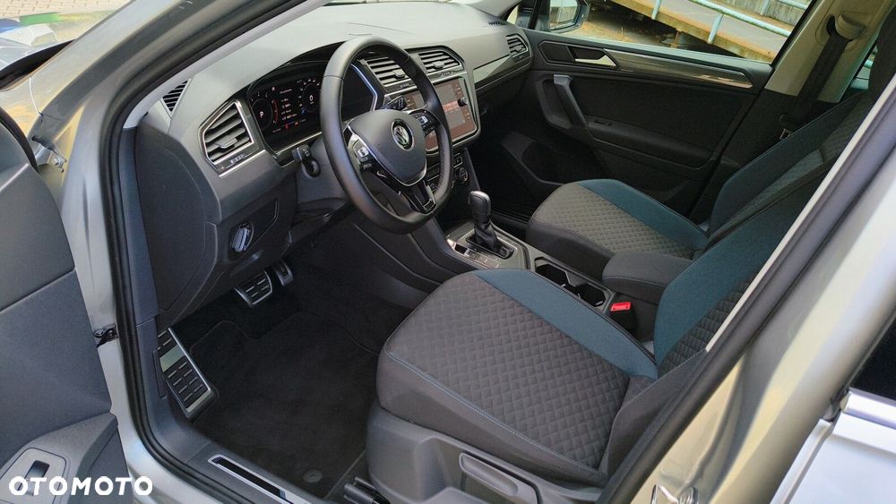 Volkswagen Tiguan - 11