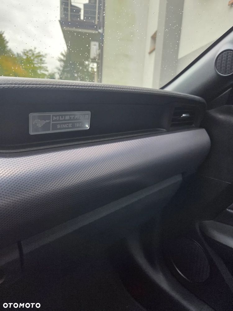 Ford Mustang 2.3 EcoBoost - 14
