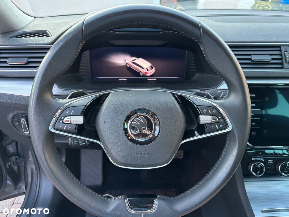Skoda Superb 2.0 TDI SCR 4x4 Ambition DSG - 17