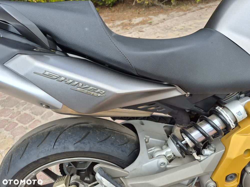 Aprilia Shiver - 10