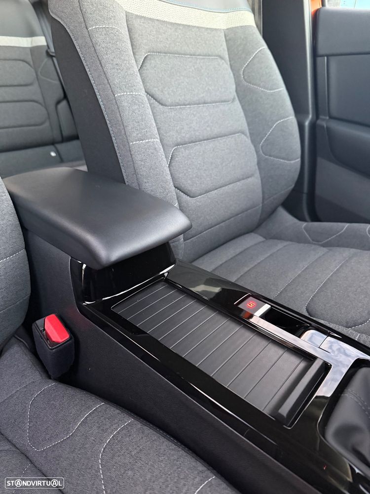 Citroën C4 PureTech 130 Stop&Start SHINE - 11