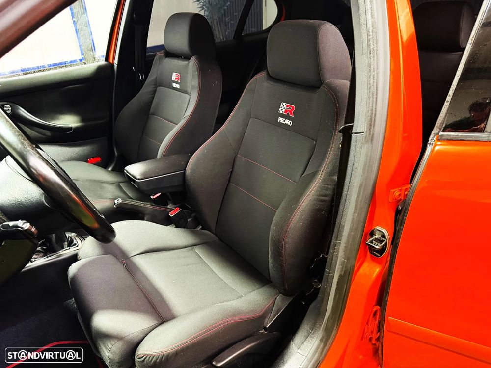 SEAT Leon 1.9 TDI FR - 11