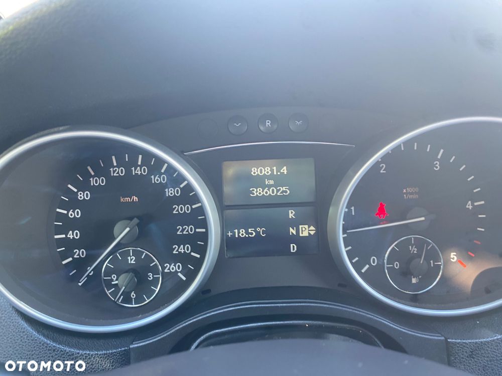 Mercedes-Benz ML 350 BlueTec 4-Matic - 20