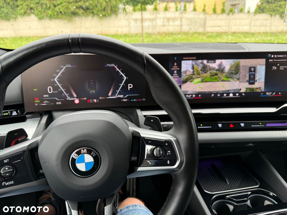 BMW Seria 5 520d xDrive mHEV - 19