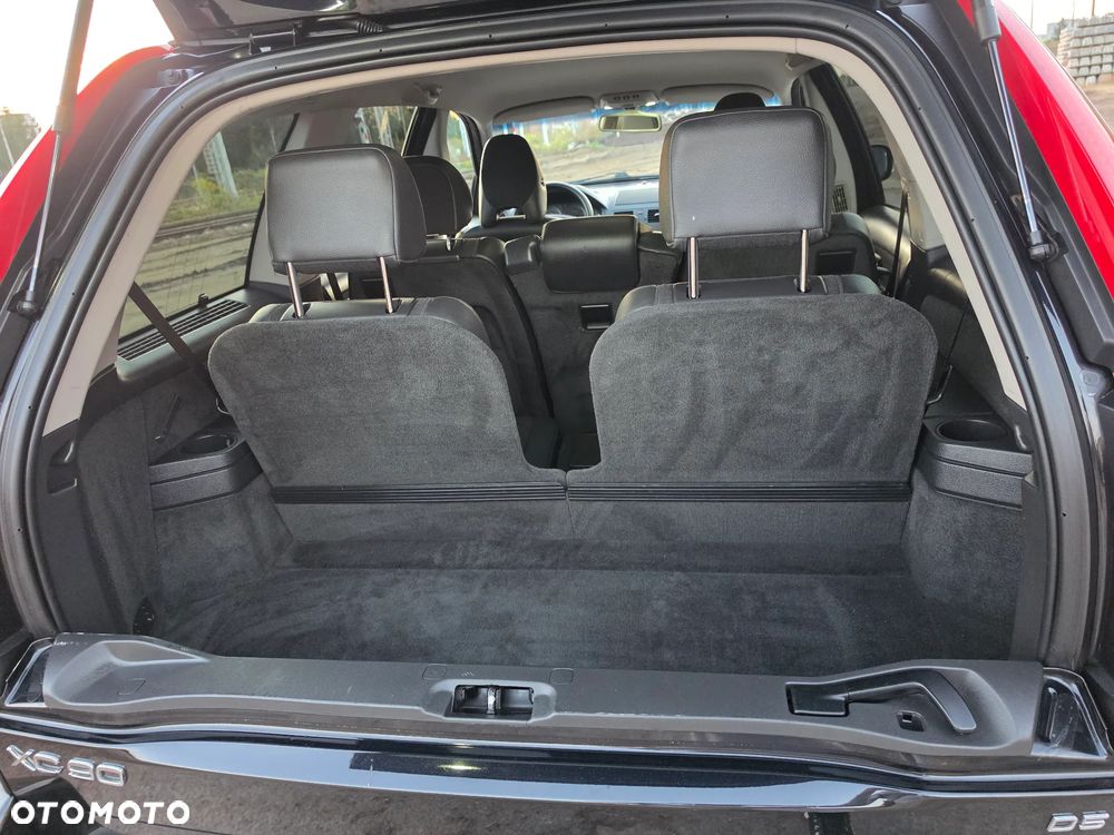 Volvo XC 90 D5 AWD Executive - 26