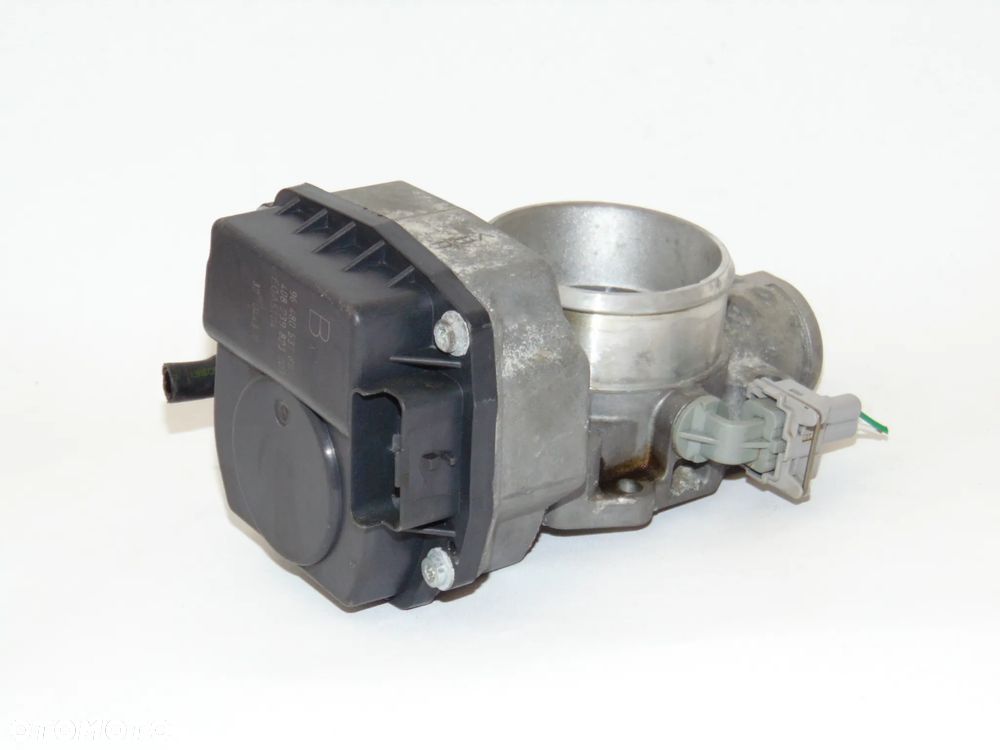 Przepustnica 9648053780 Citroen C4 C5 C8 Peugeot 307 407 607 807 1.8 2.0 - 6