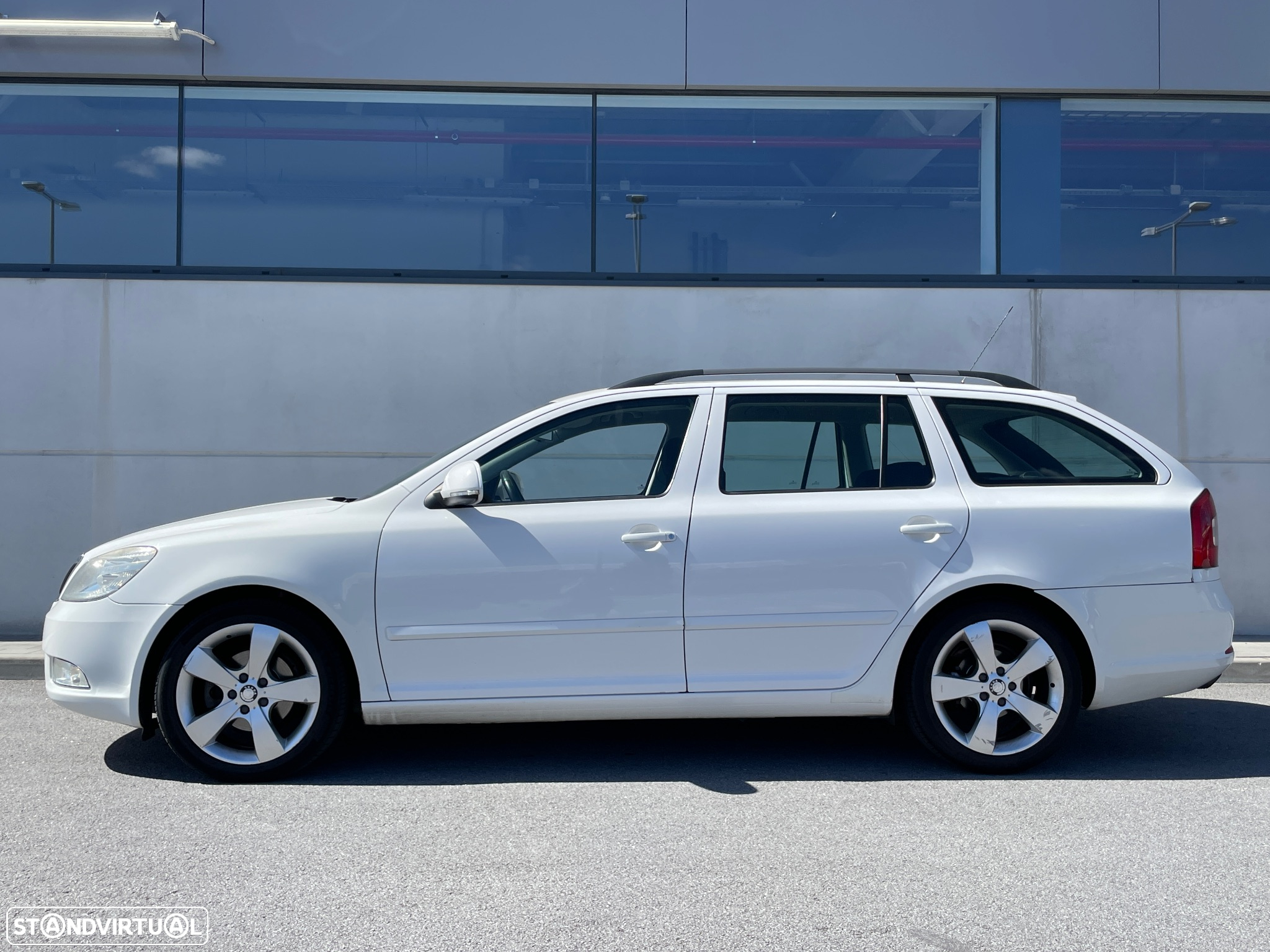 Skoda Octavia Break 1.6 TDi Elegance - 3