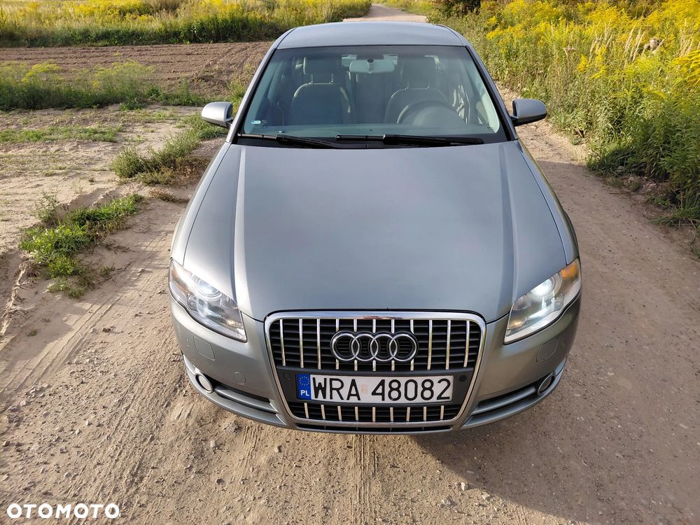 Audi A4 Limousine - 4