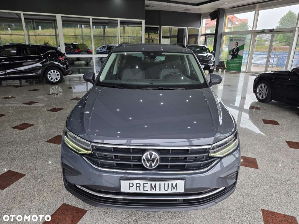 Volkswagen Tiguan - 17