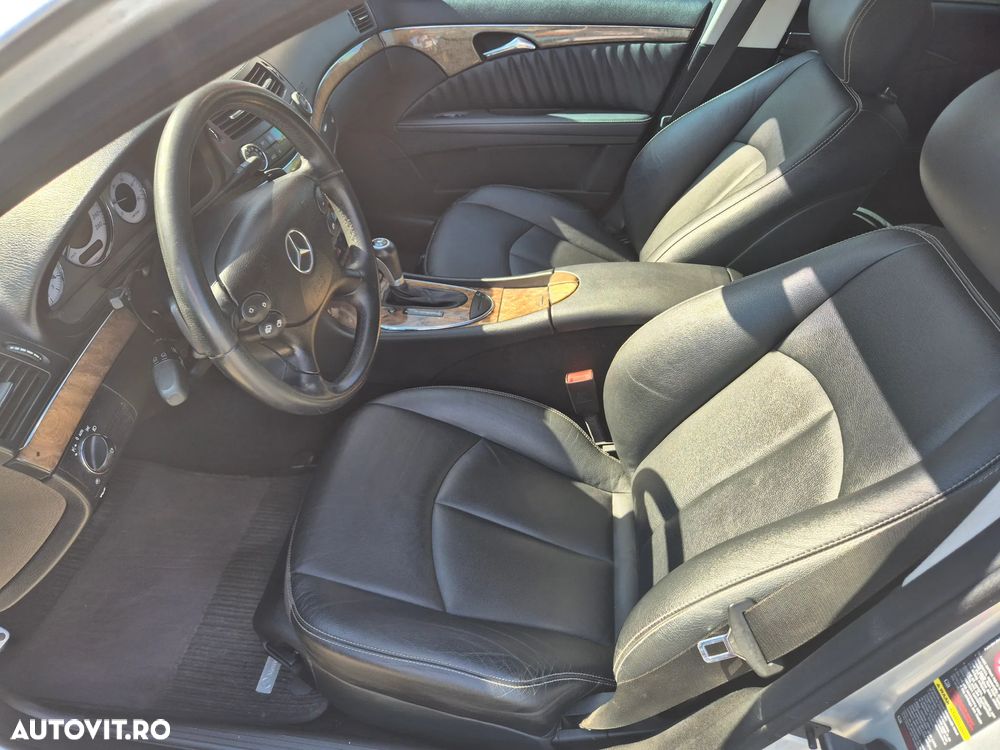 Mercedes-Benz E - 18