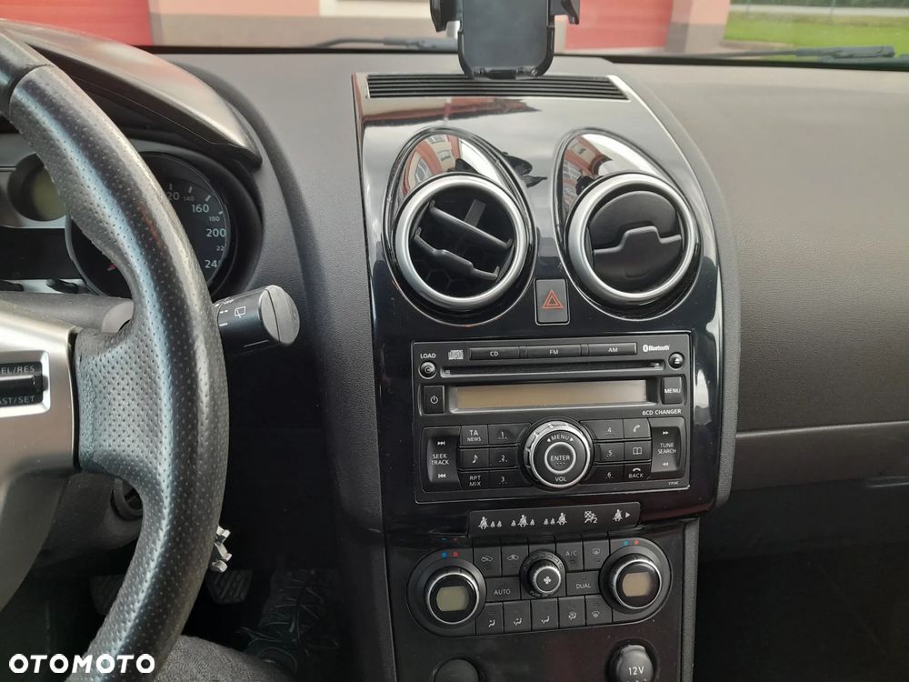 Nissan Qashqai 2.0 tekna - 16