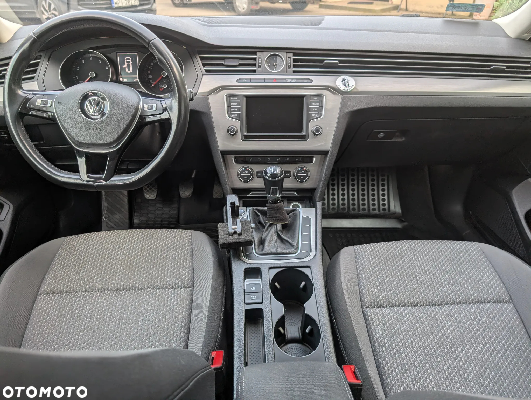 Volkswagen Passat 1.4 TSI BMT Comfortline - 10