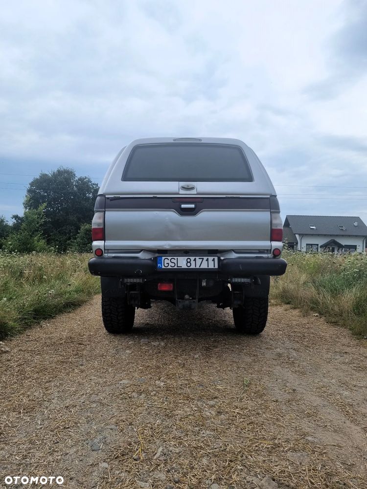 Mitsubishi L200 - 9