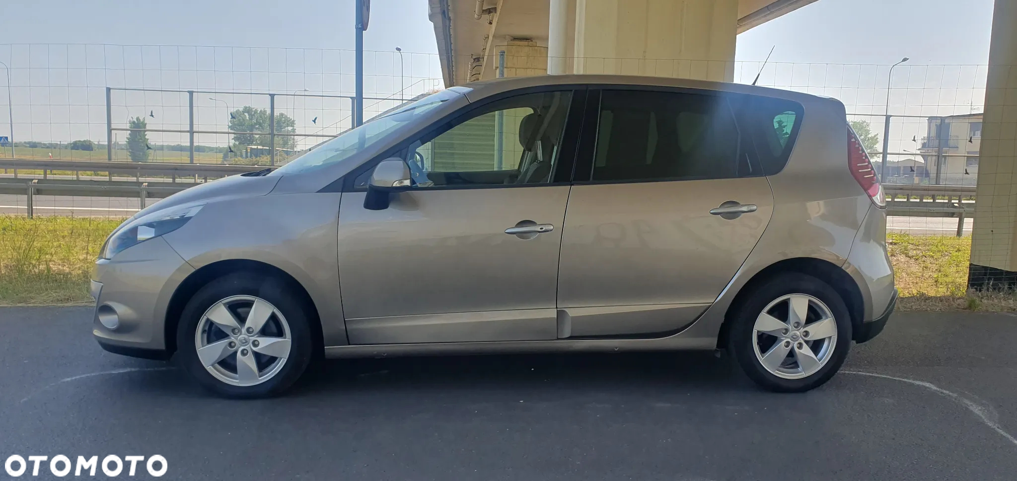 Renault Scenic 1.6 16V Limited - 6