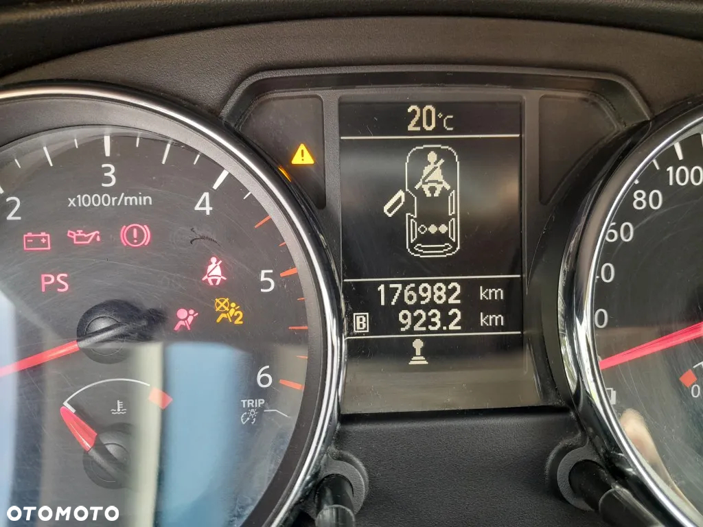 Nissan Qashqai+2 - 3