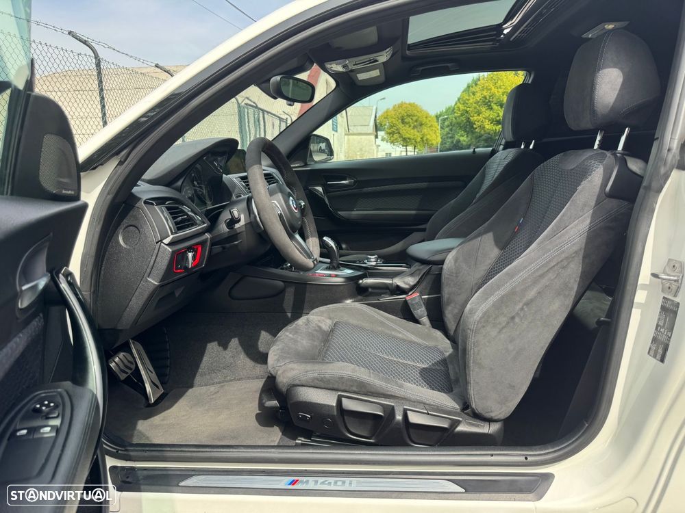 BMW M140i - 10