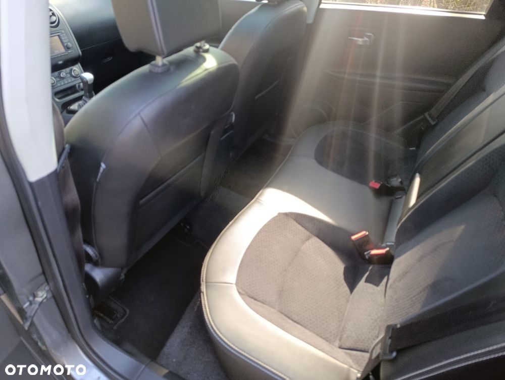 Nissan Qashqai - 22