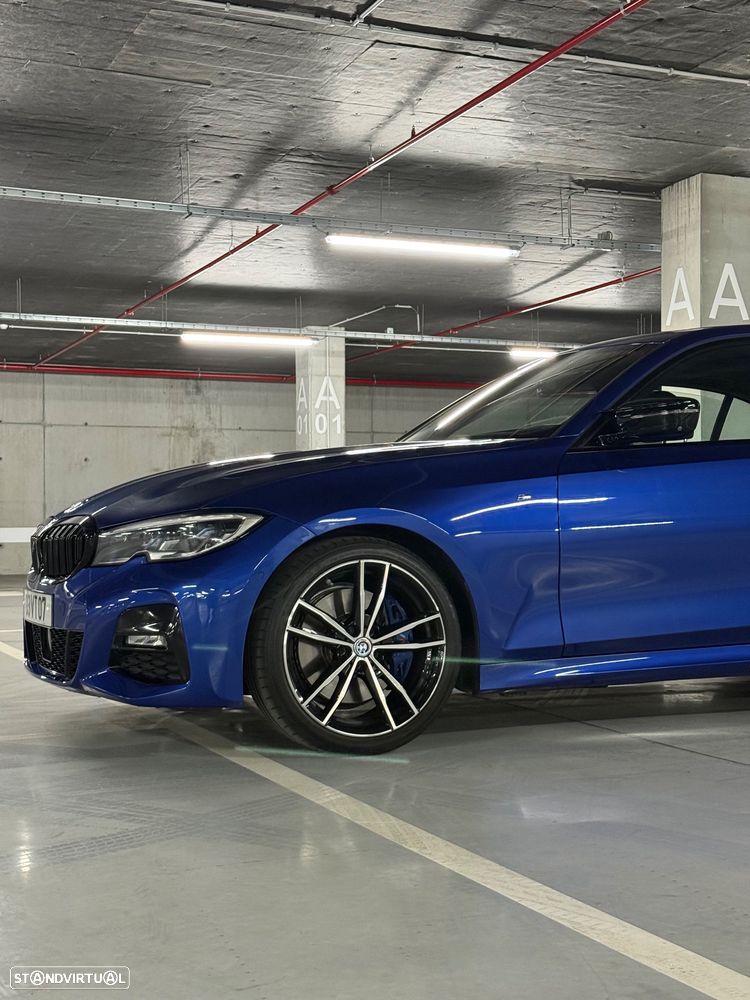BMW 330 i Pack M Auto - 14
