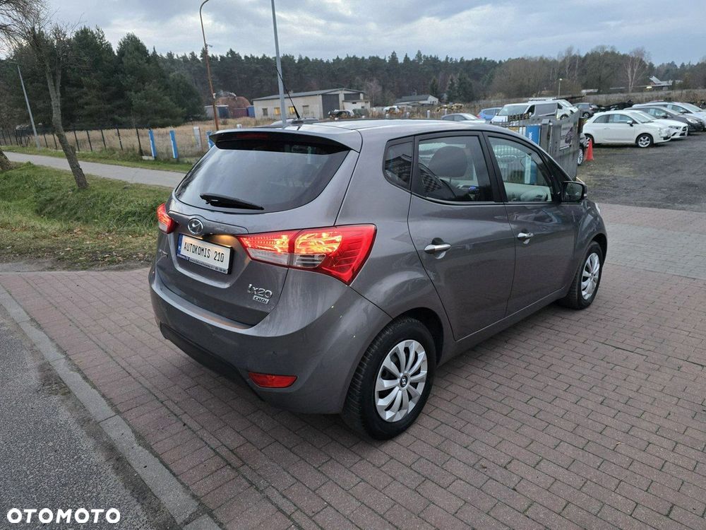 Hyundai ix20 - 7