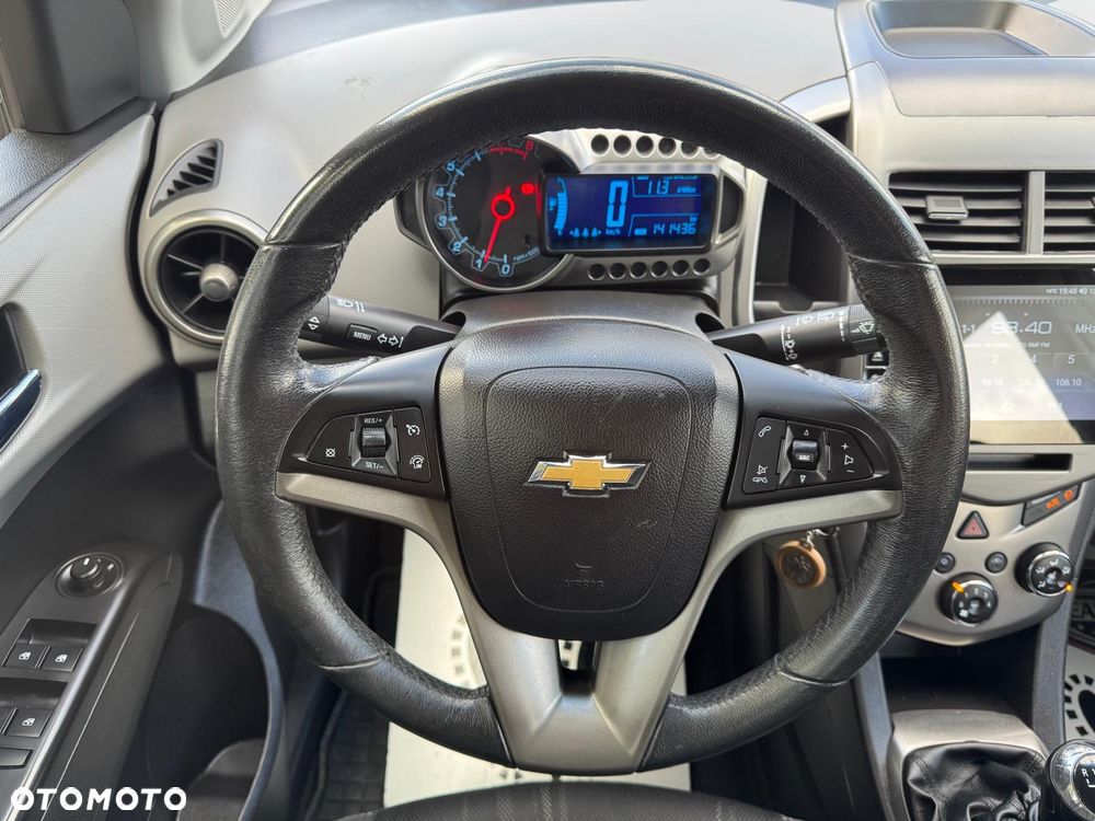 Chevrolet Aveo - 19