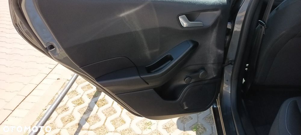 Ford Fiesta - 15