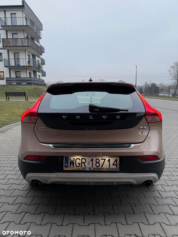 Volvo V40 D3 Kinetic - 4