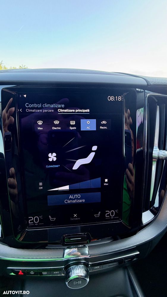 Volvo XC 60 B4 MHEV Inscription - 38