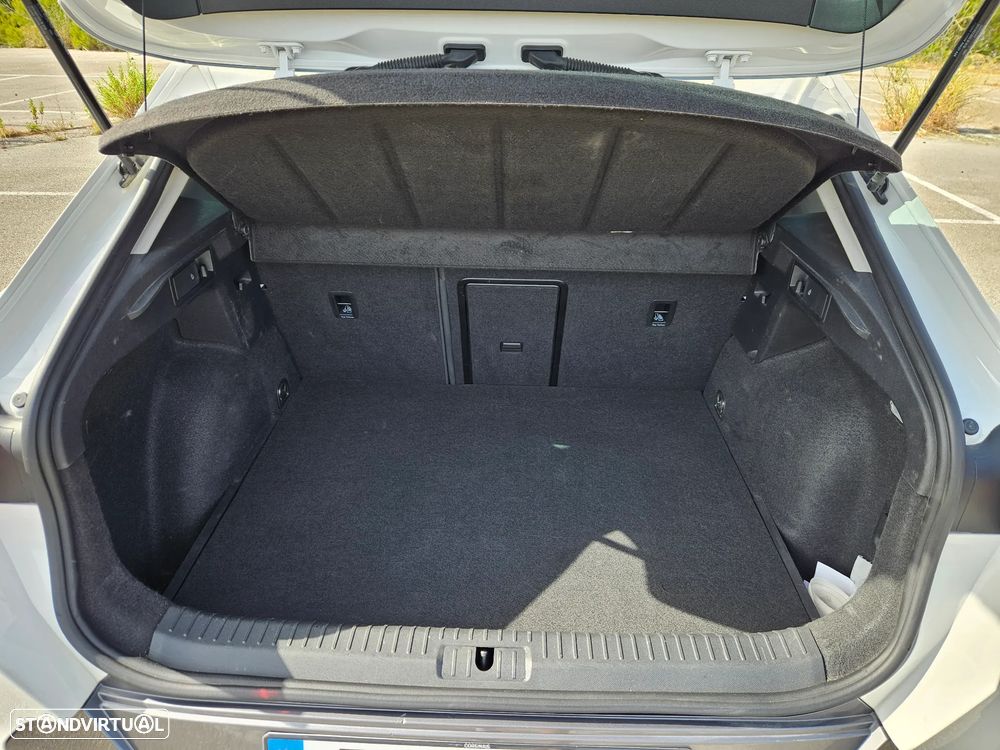 CUPRA Formentor 1.4 e-Hybrid DSG Priority — fotografia 9