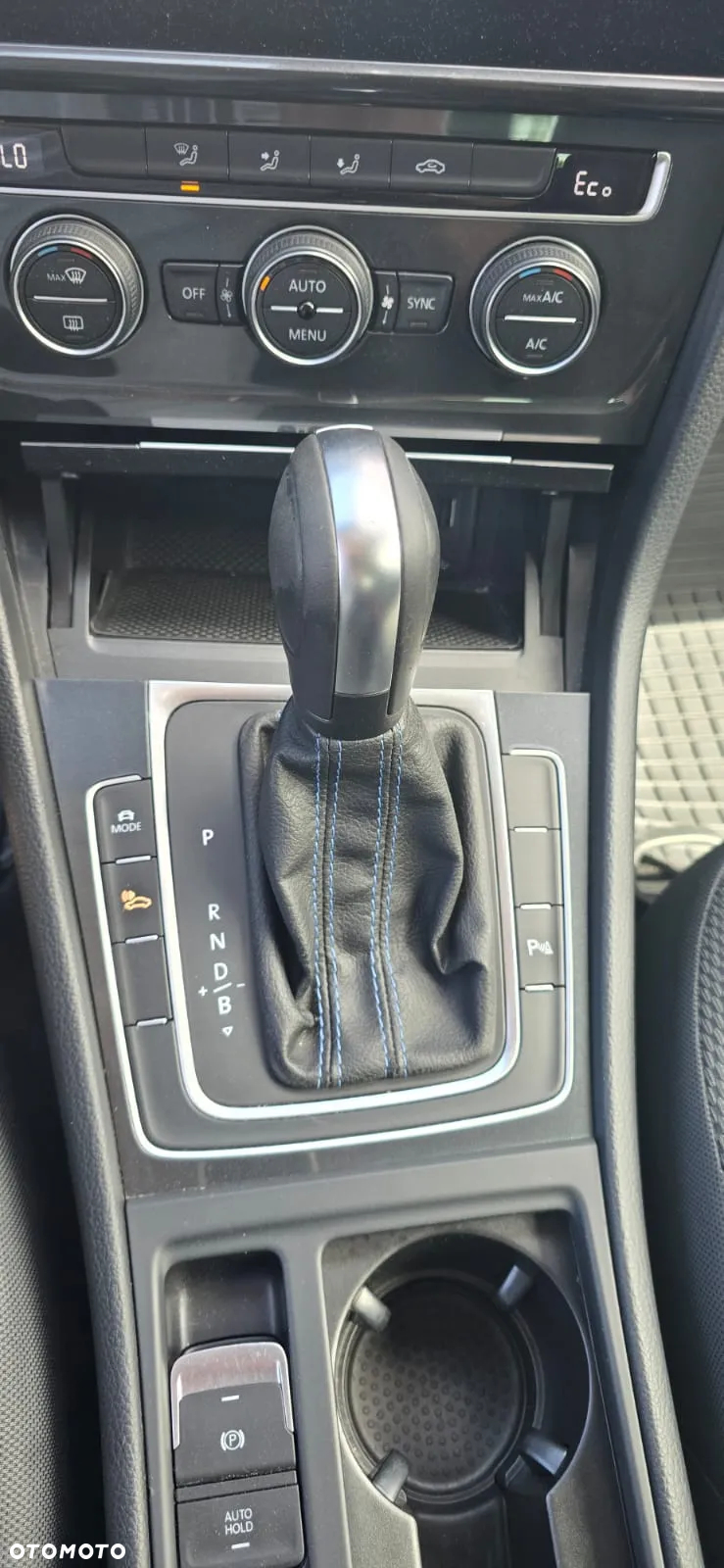 Volkswagen Golf e-Golf - 16
