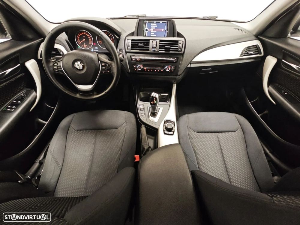 BMW 116 dA Line Sport - 7